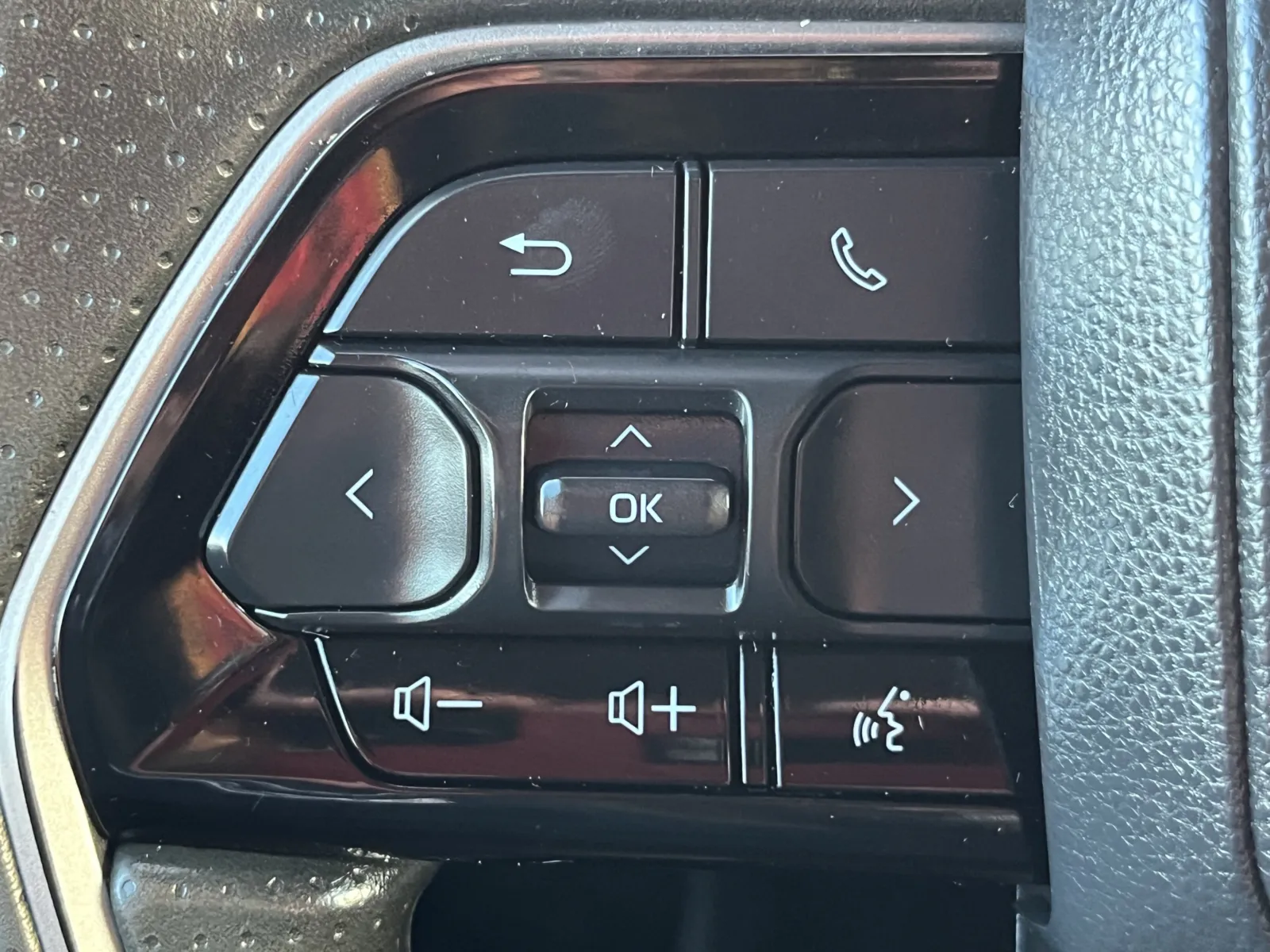 Toyota Tundra photo 16