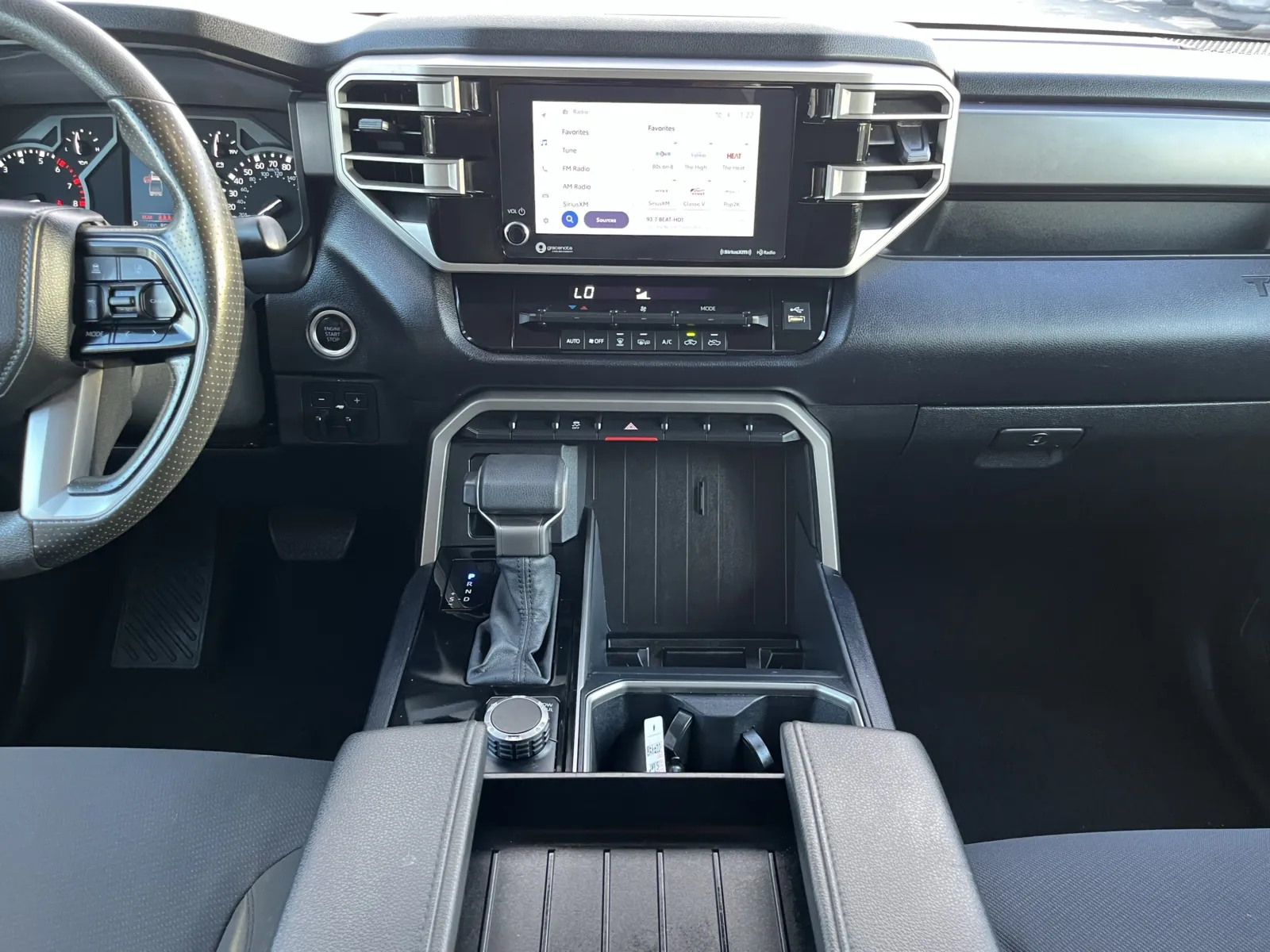 Toyota Tundra photo 21