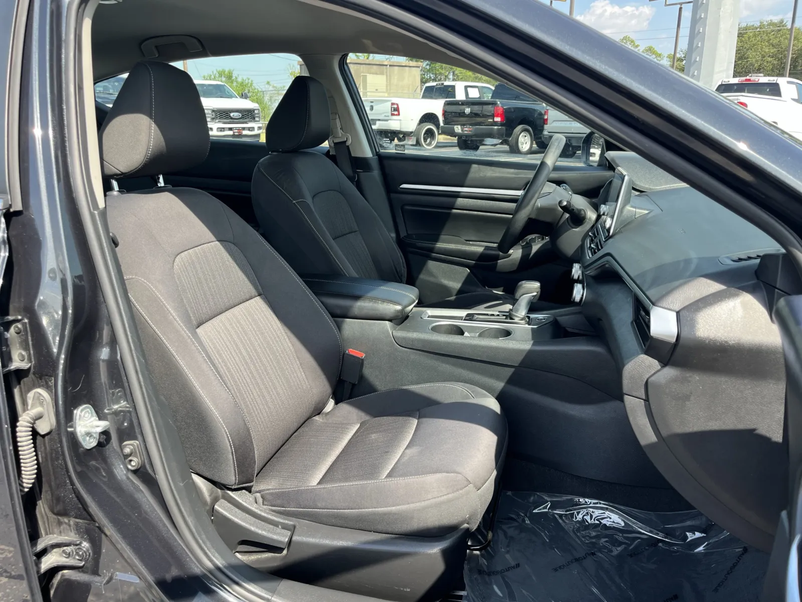 Nissan Altima photo 27