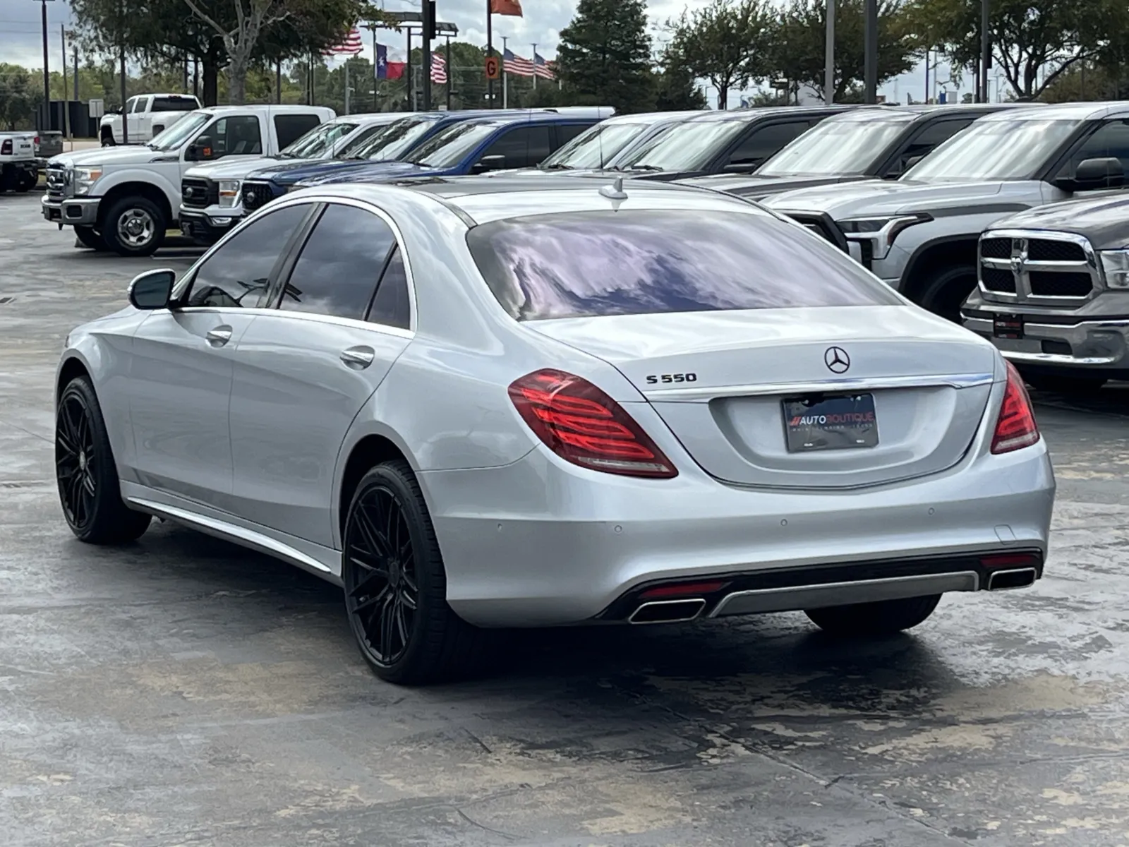 Mercedes-Benz S-Class photo 11