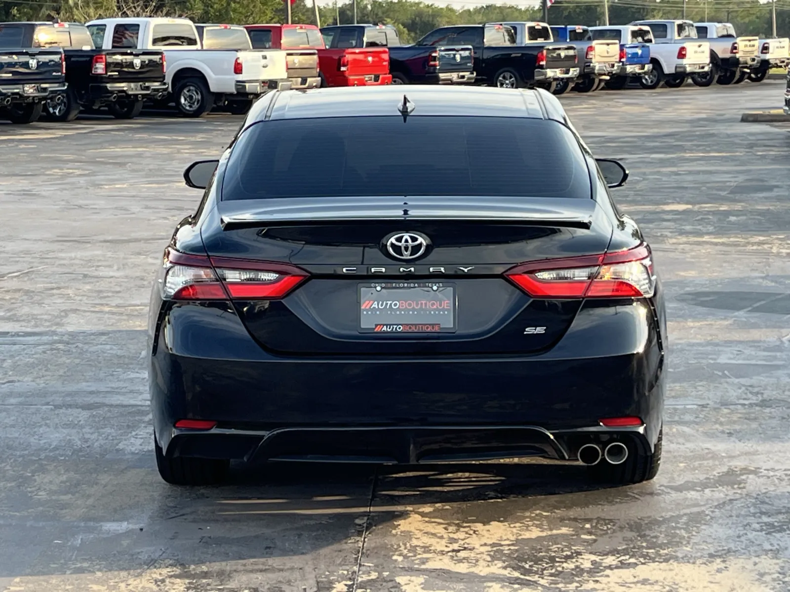 Toyota Camry photo 8