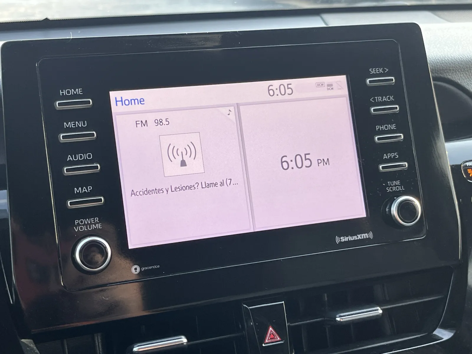 Toyota Camry photo 7