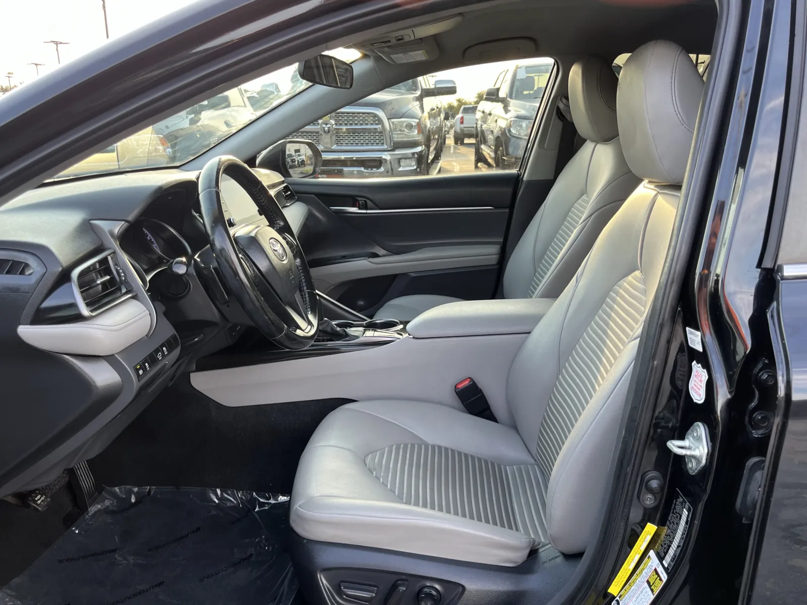 Toyota Camry photo 24