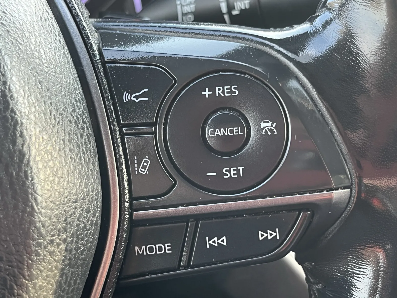 Toyota Camry photo 17