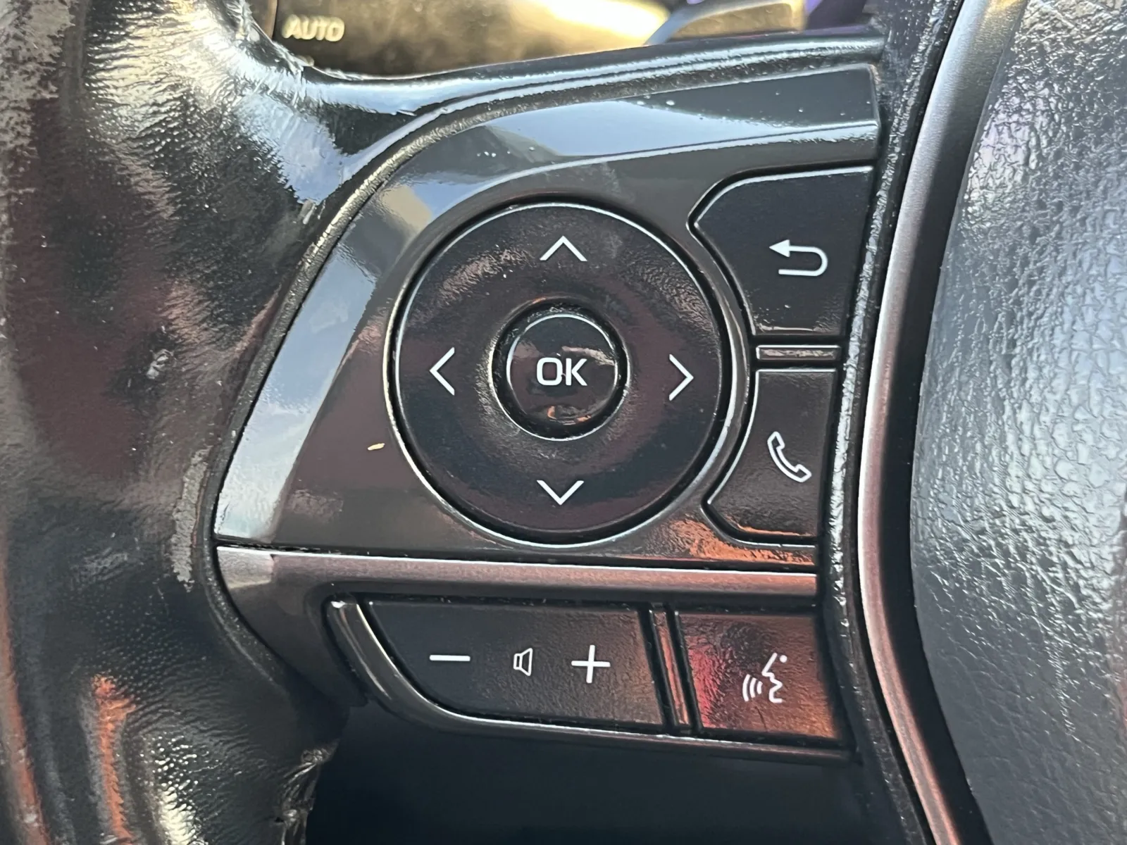 Toyota Camry photo 16
