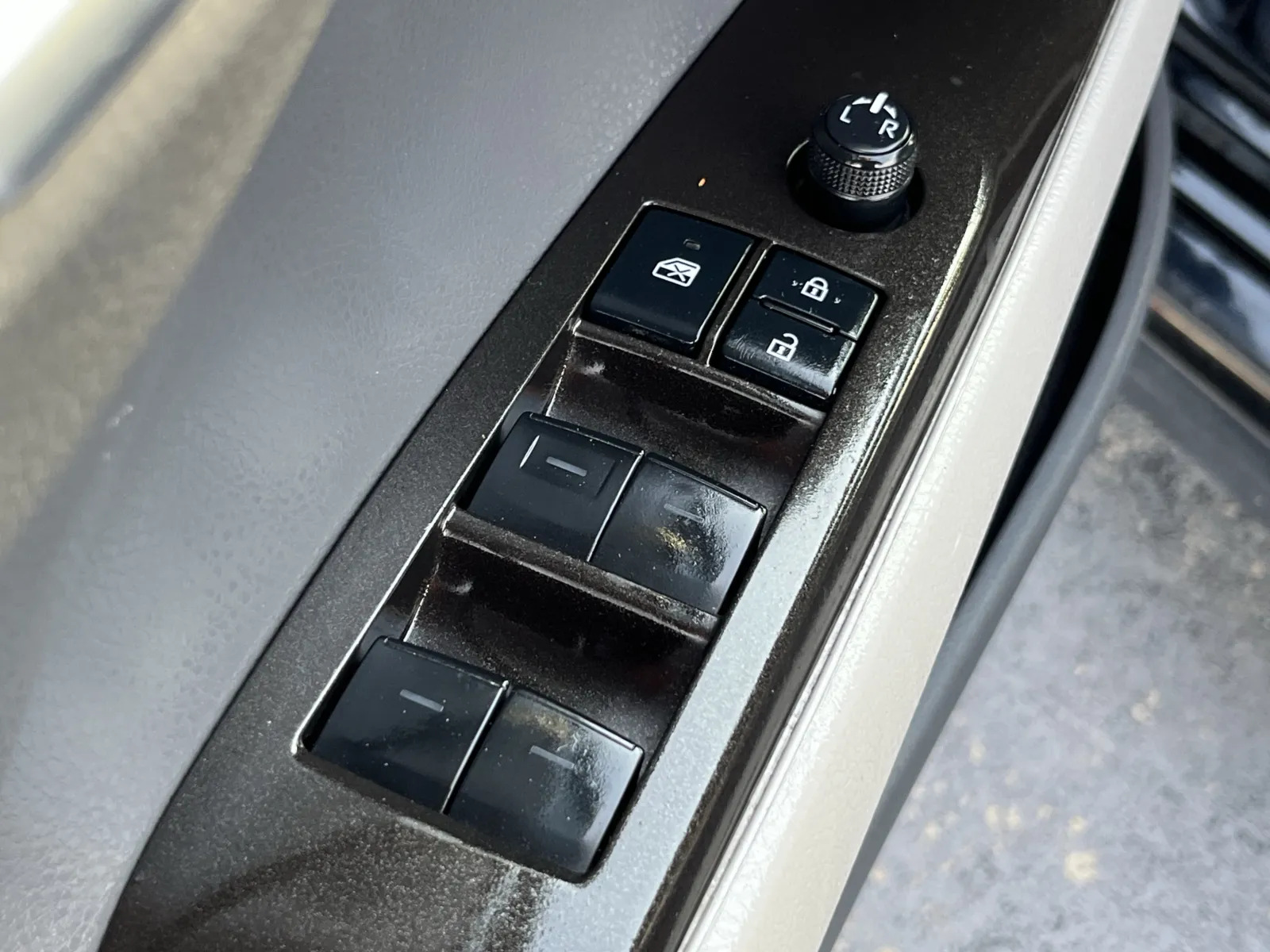 Toyota Camry photo 22