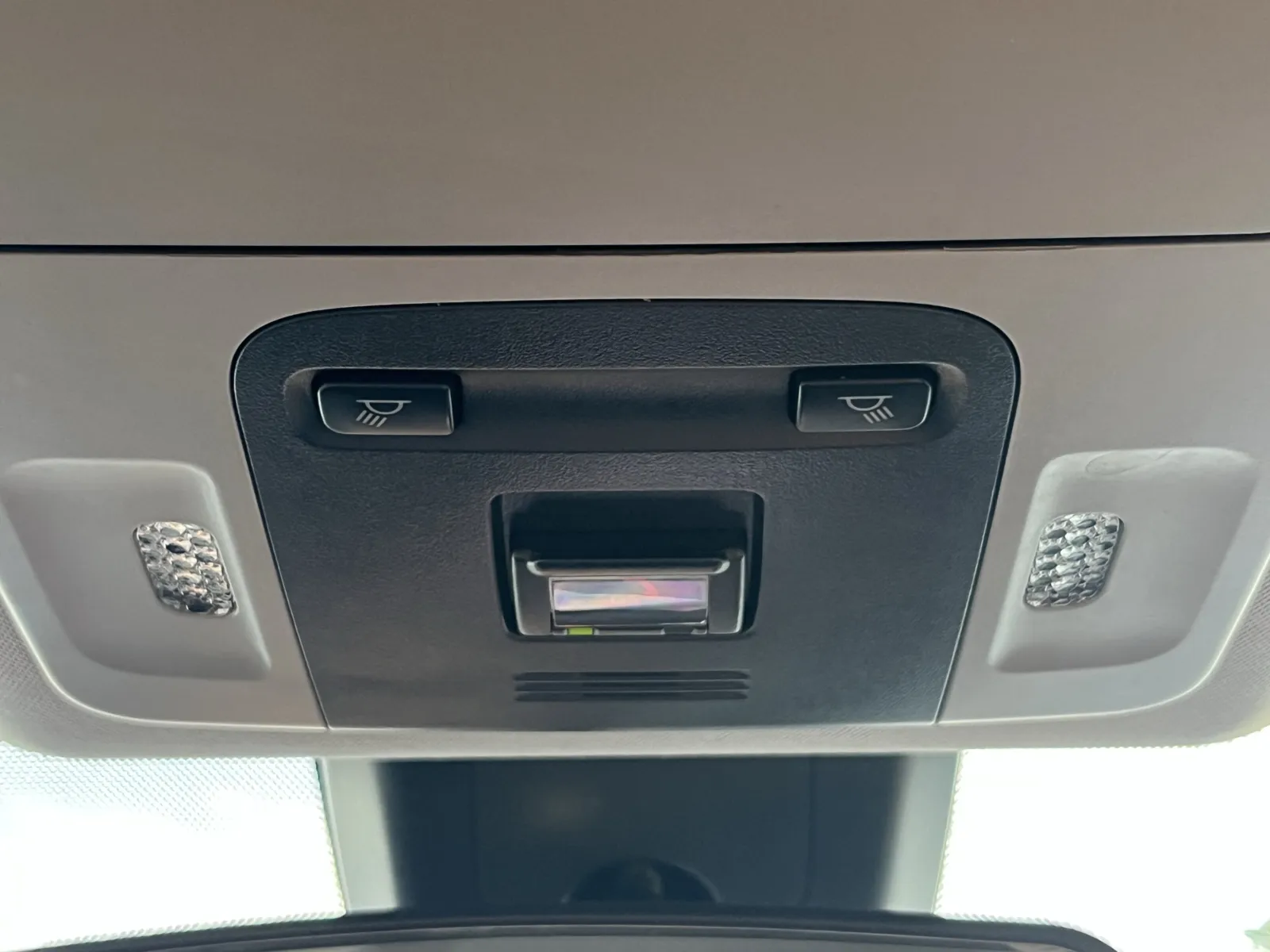 Toyota Camry photo 20