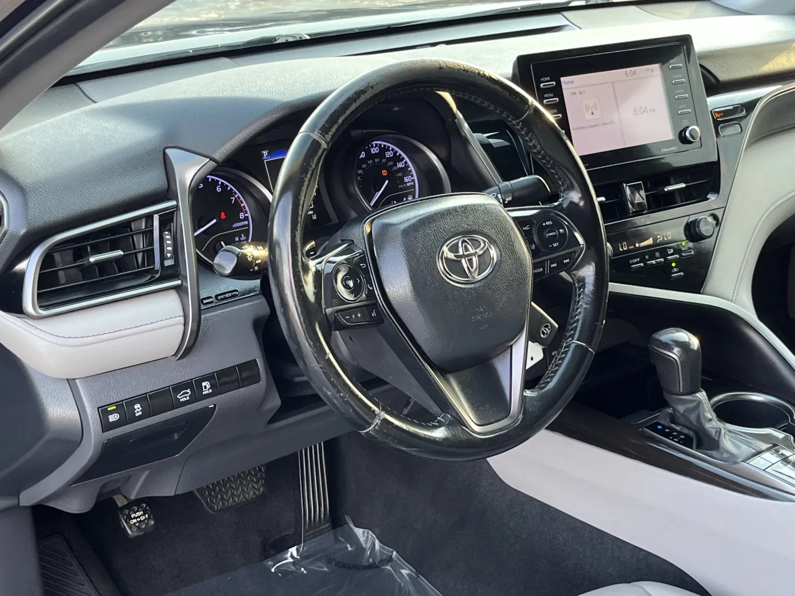 Toyota Camry photo 12