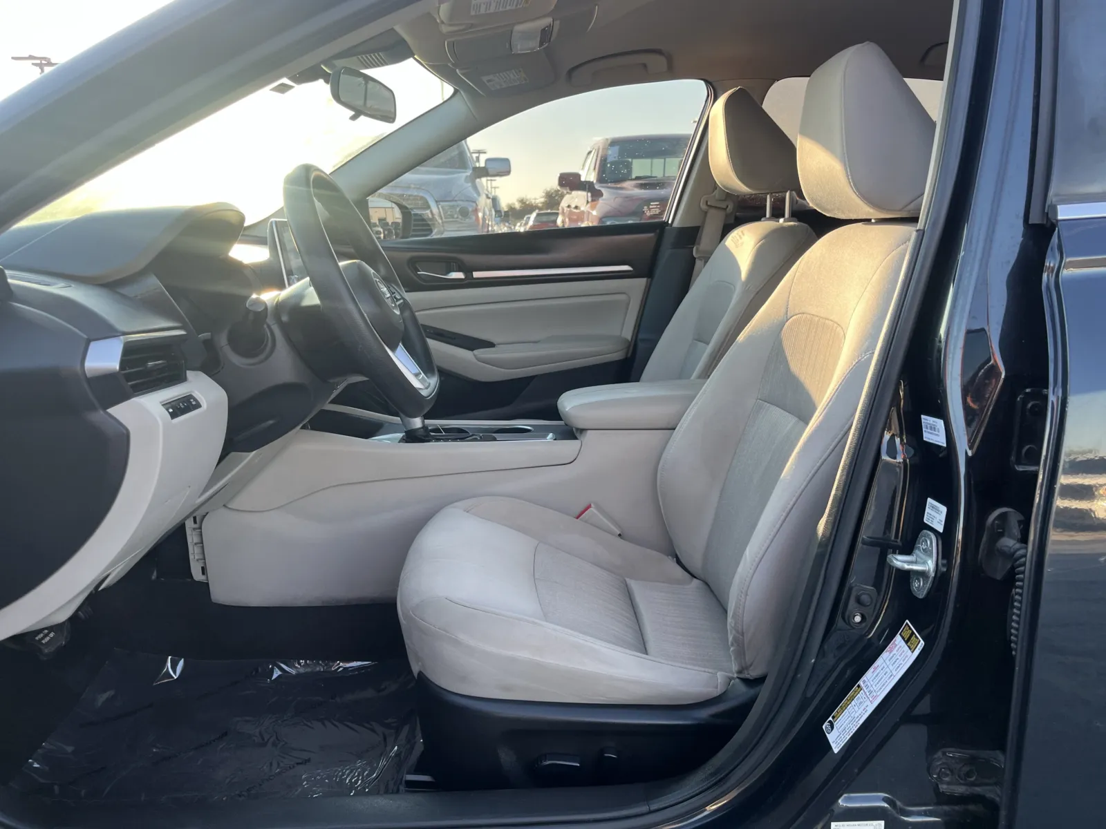 Nissan Altima photo 23
