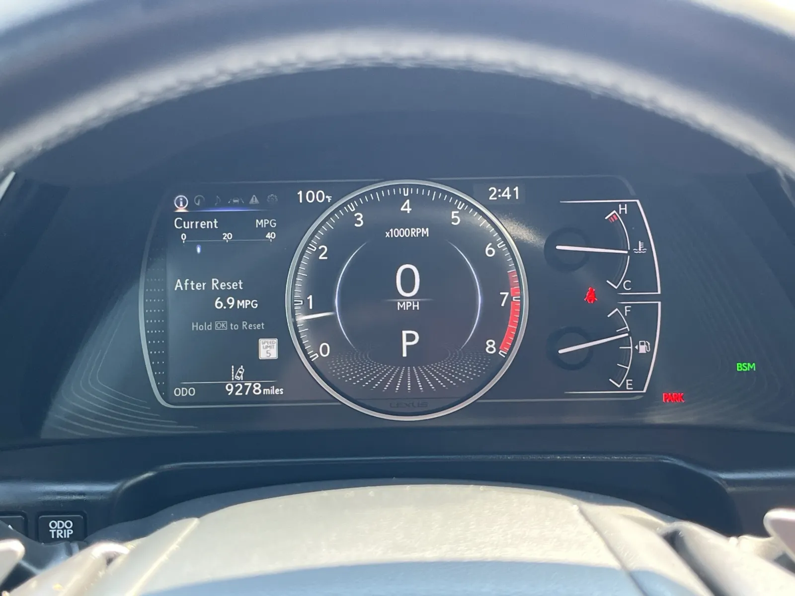 Lexus ES photo 20
