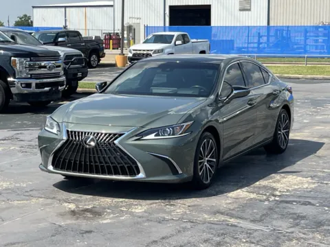 Photos of 2025 Lexus ES 350 for sale in Alvin, TX at Auto Boutique Texas