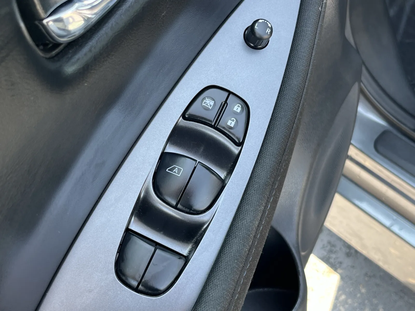 Nissan Leaf photo 24