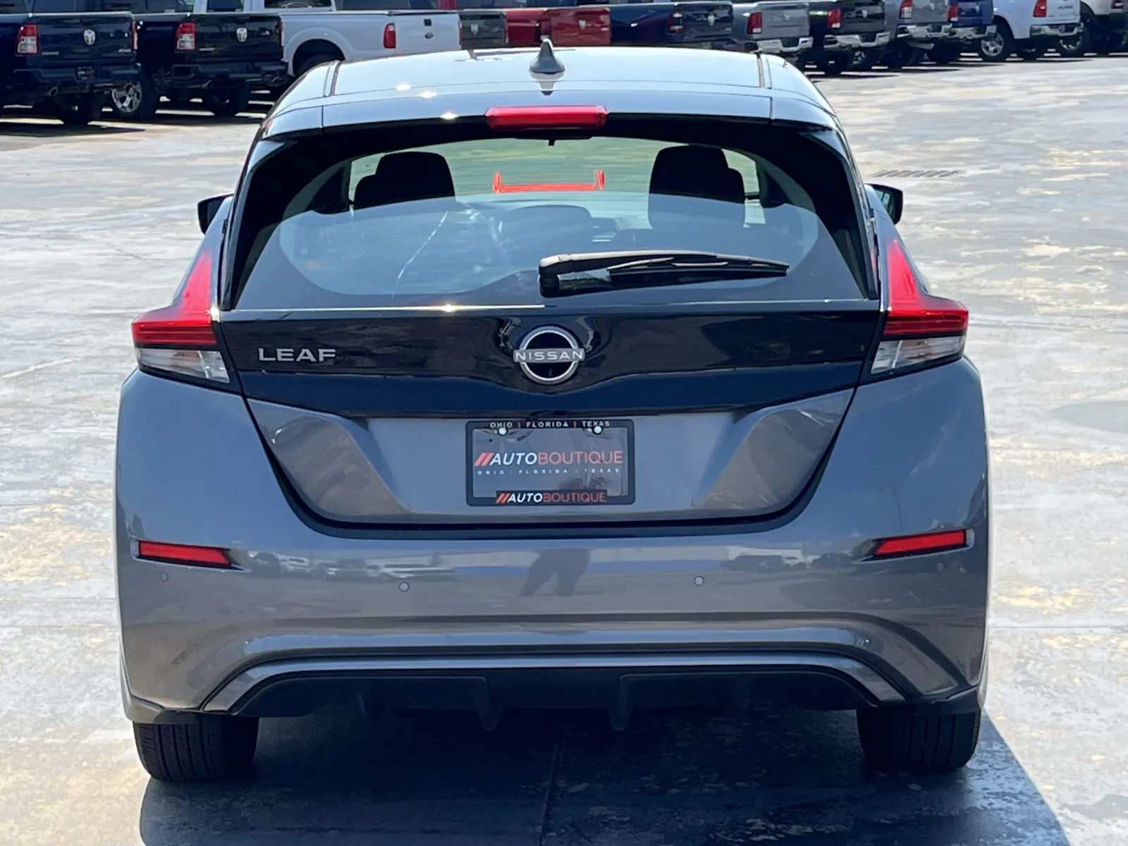 Nissan Leaf photo 7
