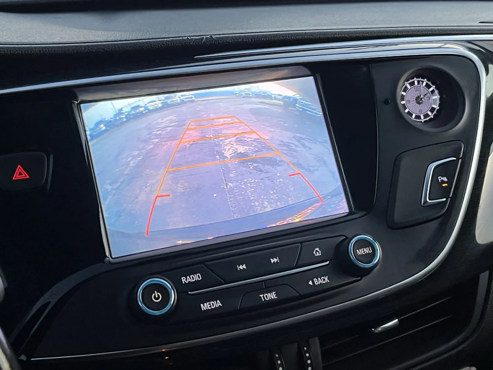 Buick Envision photo 5