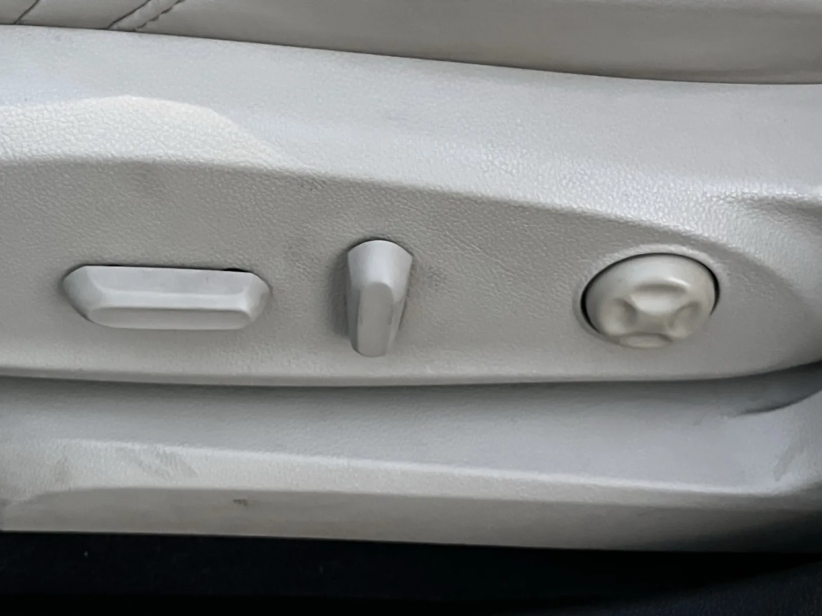 Buick Envision photo 26