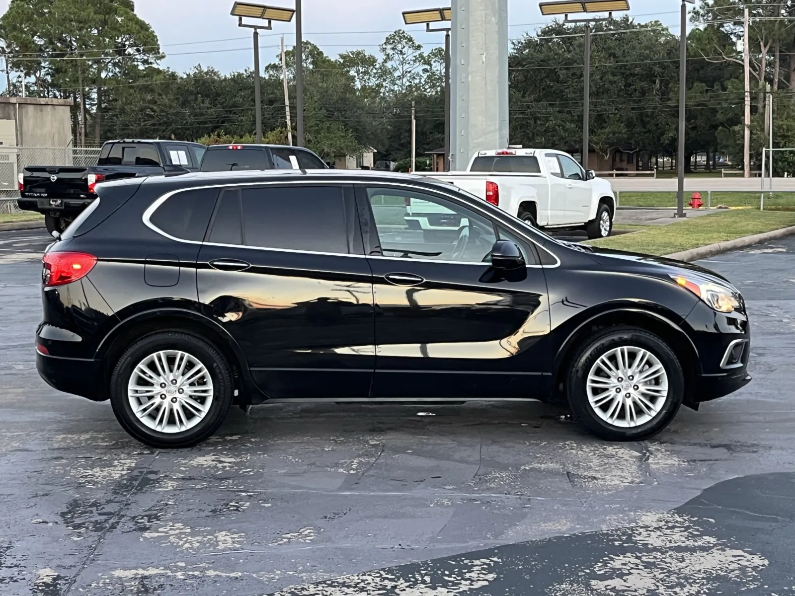 Buick Envision photo 10
