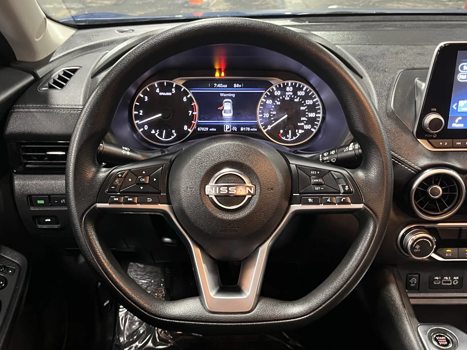Nissan Sentra photo 17