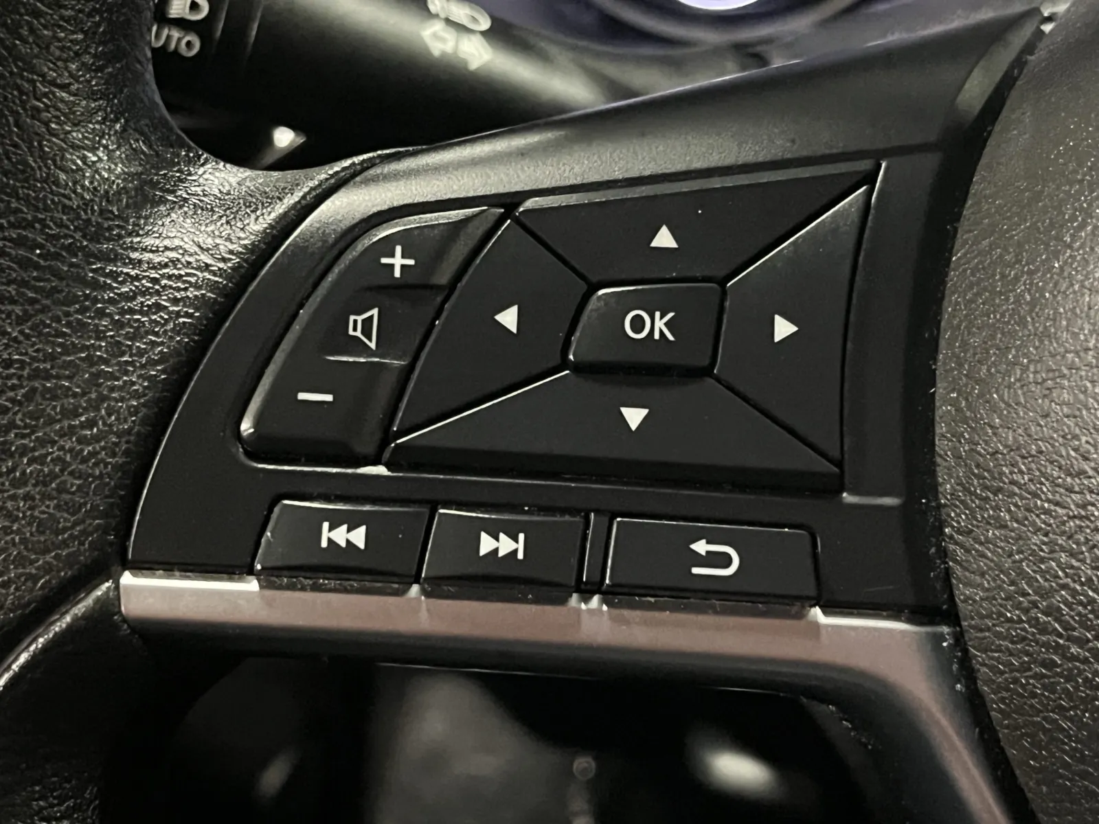 Nissan Sentra photo 18