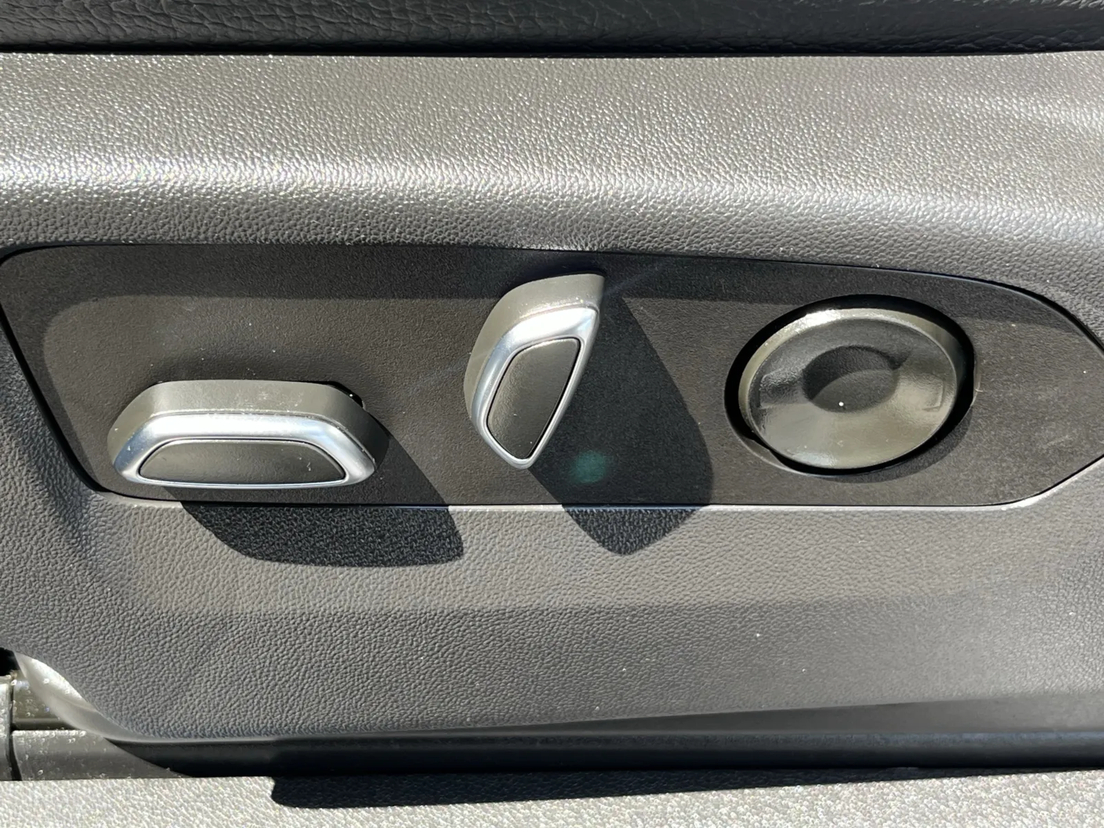 GMC Sierra photo 25