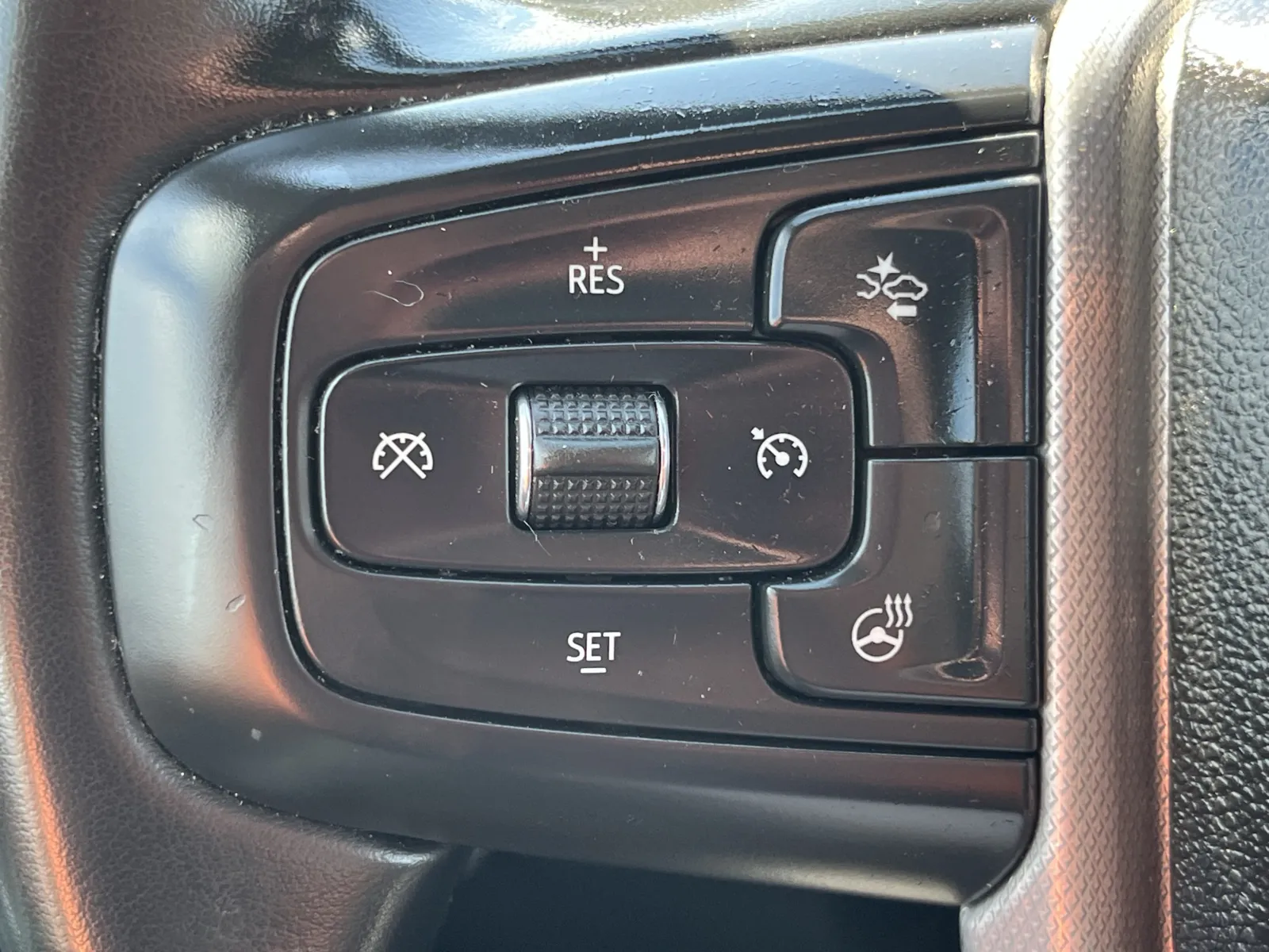 GMC Sierra photo 18