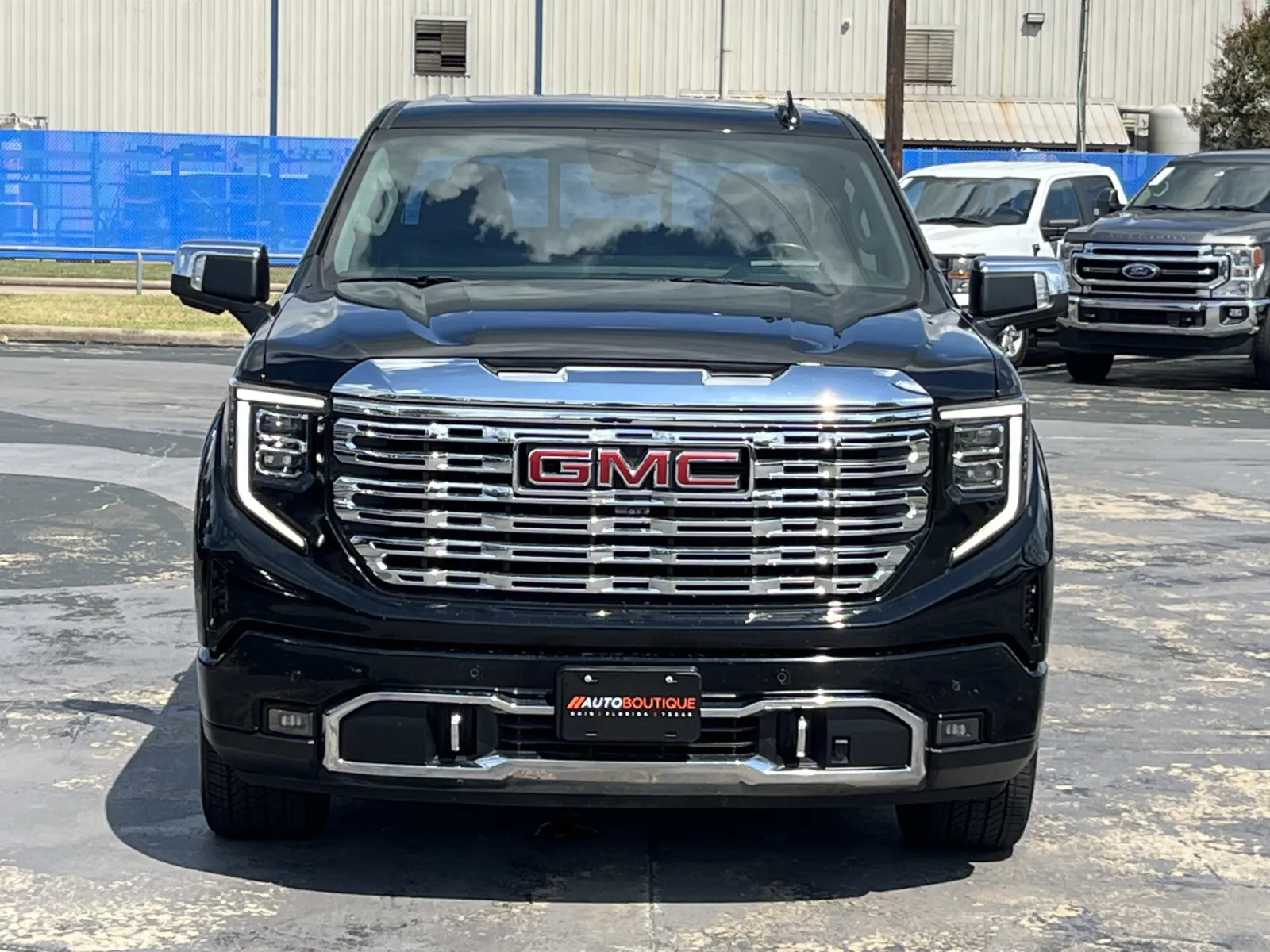 GMC Sierra photo 4