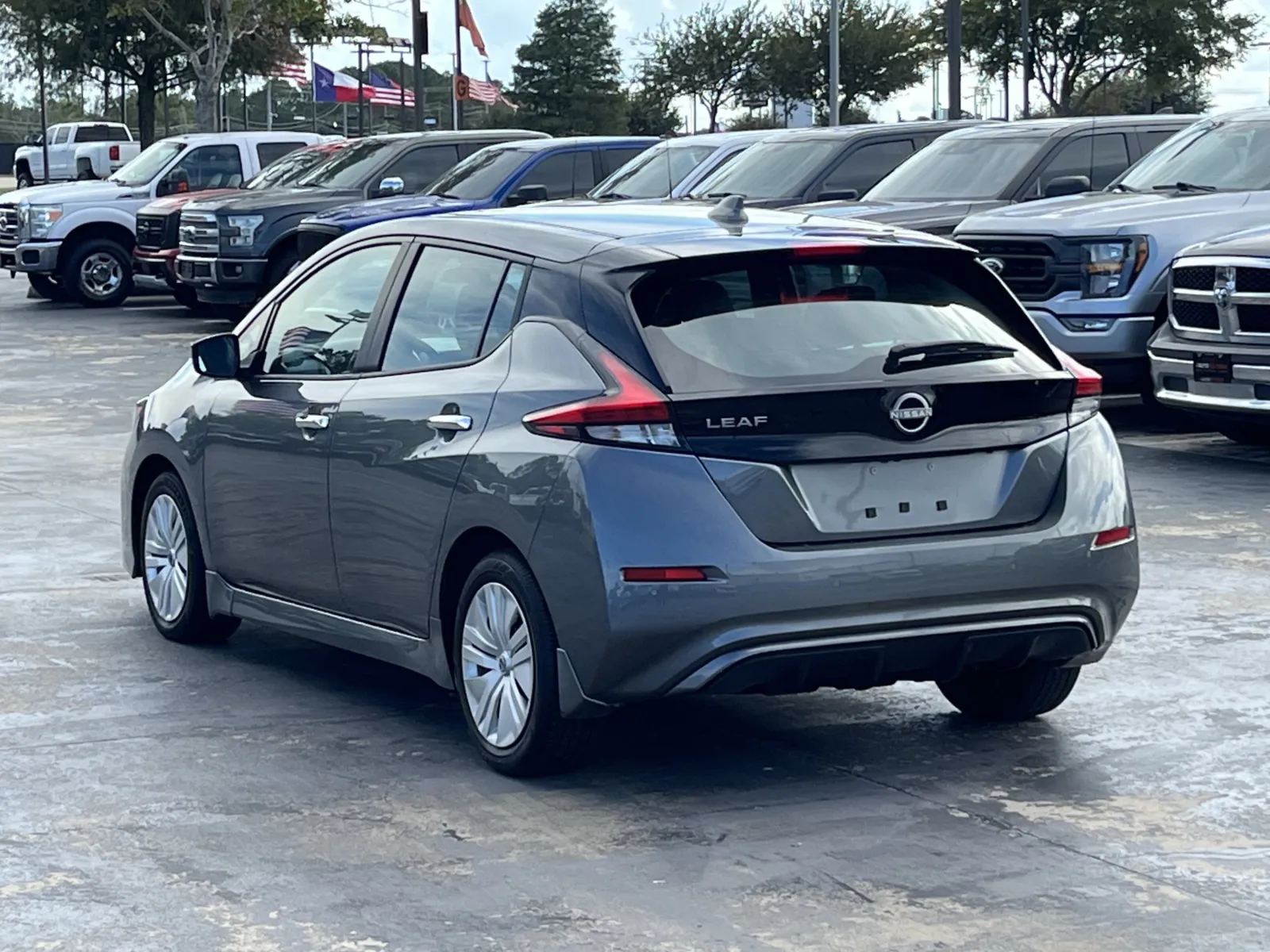 Nissan Leaf photo 7