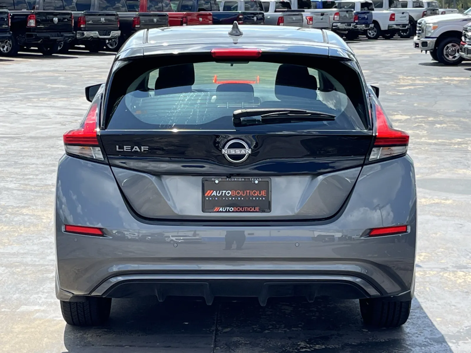 Nissan Leaf photo 6