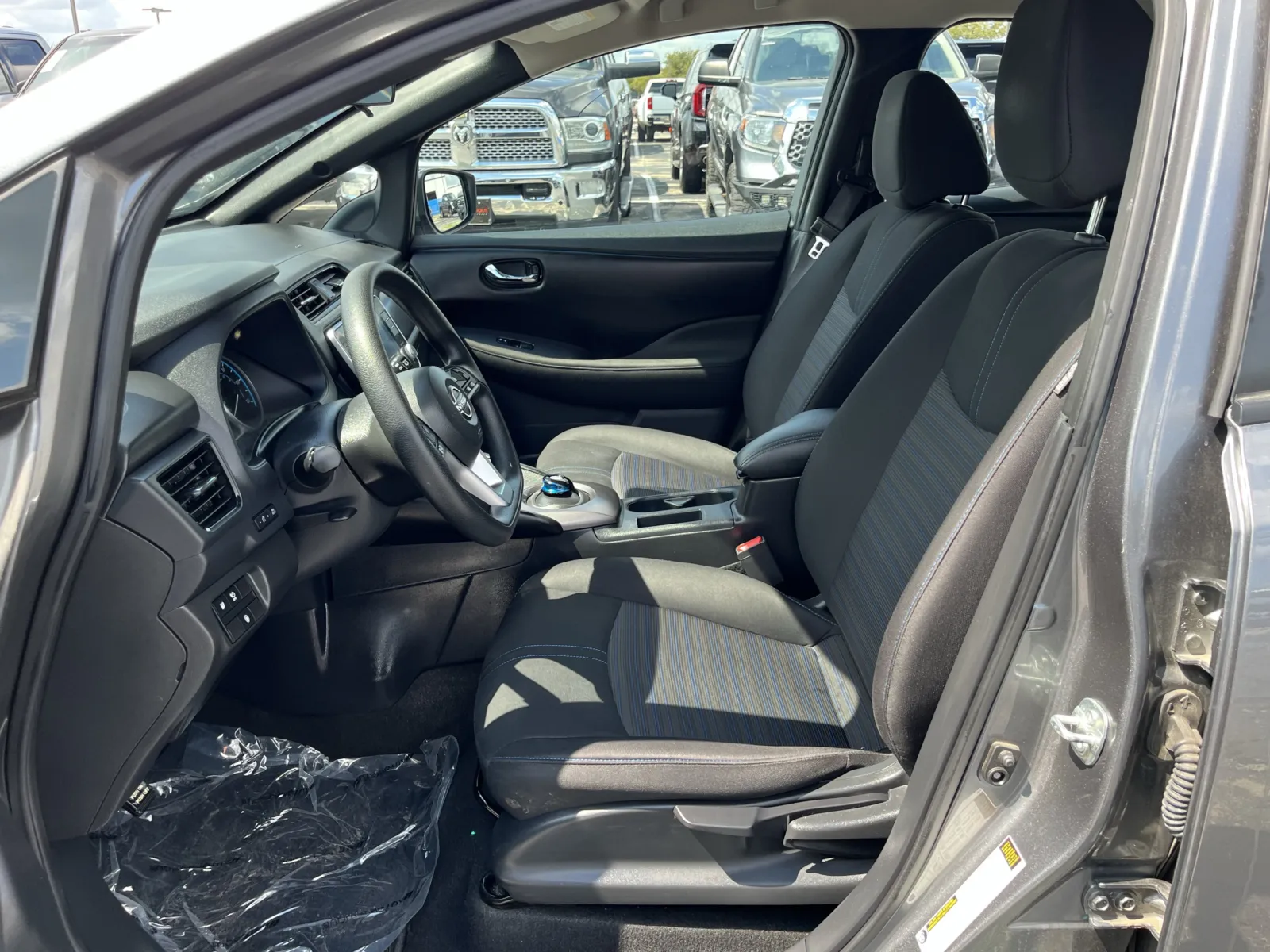 Nissan Leaf photo 24
