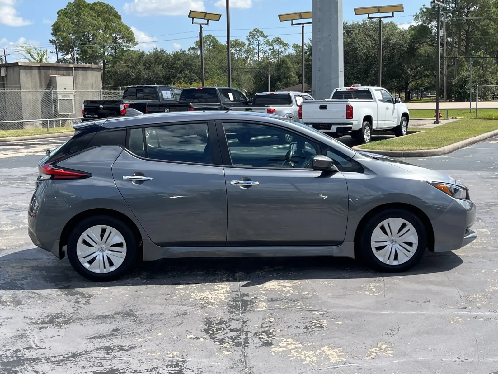 Nissan Leaf photo 9
