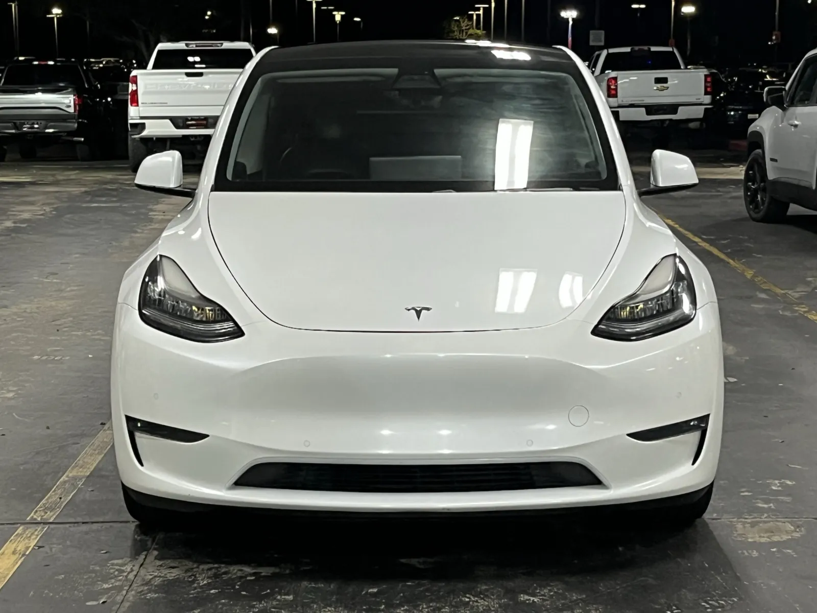 Tesla Model Y photo 5