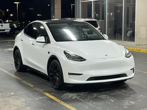 Photos of 2021 Tesla Model Y Long Range for sale in Alvin, TX at Auto Boutique Texas