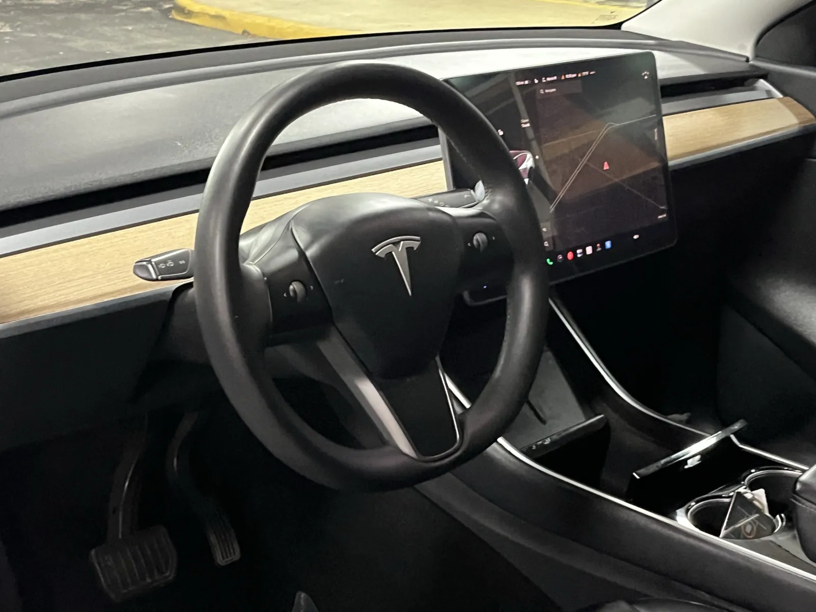 Tesla Model Y photo 12