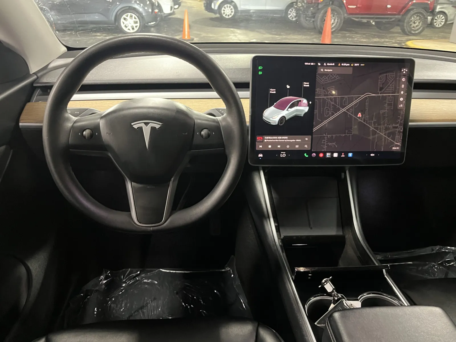 Tesla Model Y photo 14