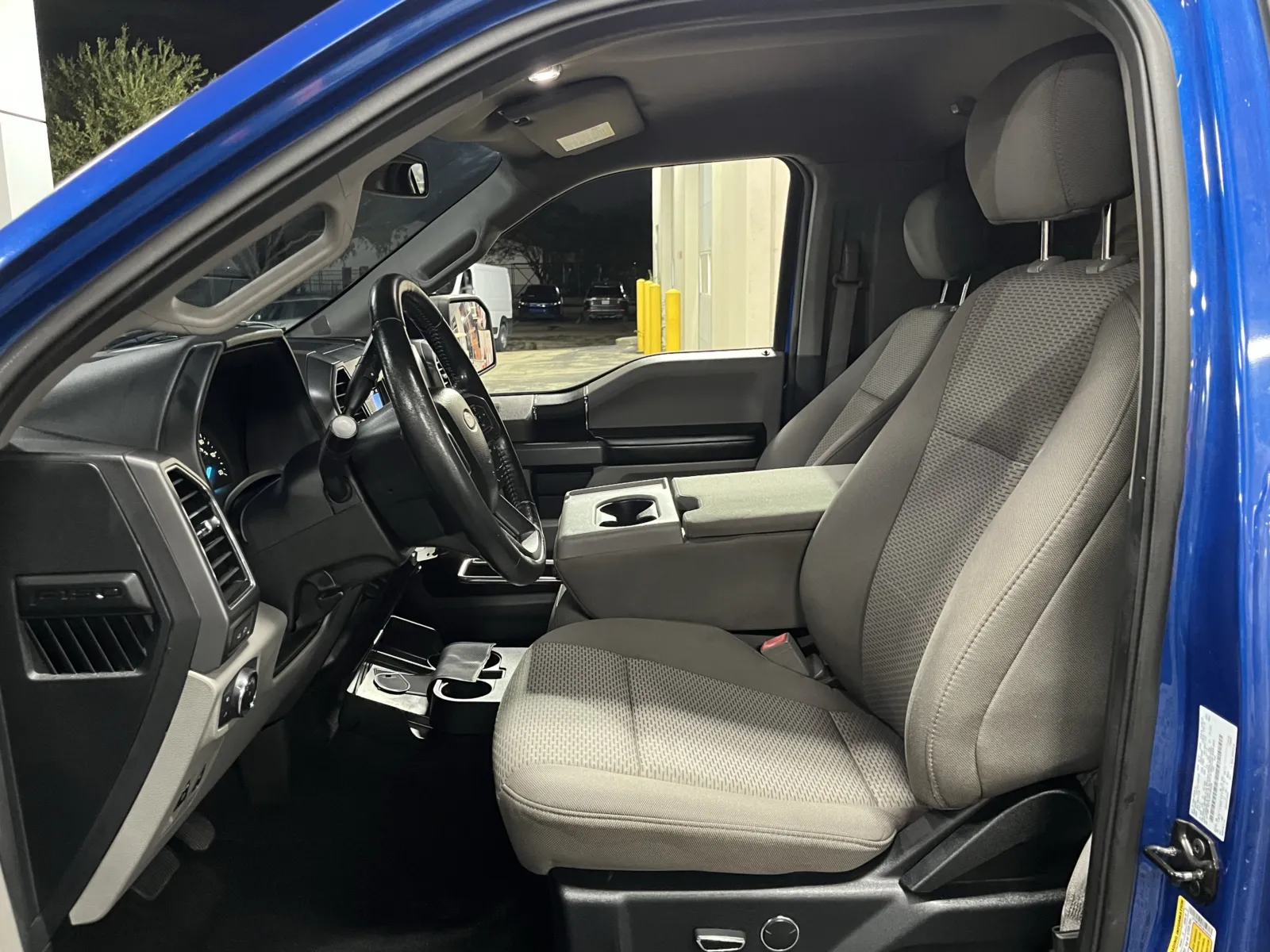 Ford F-150 photo 23