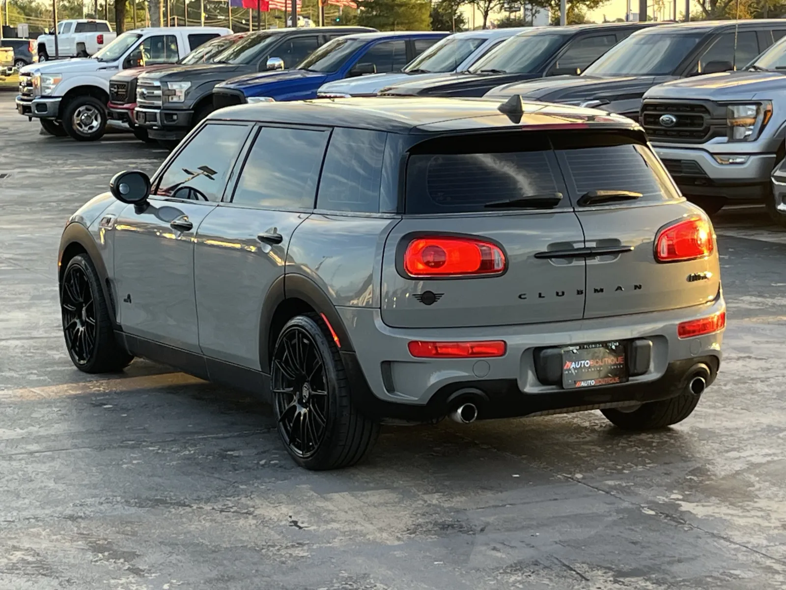 Mini Clubman photo 8