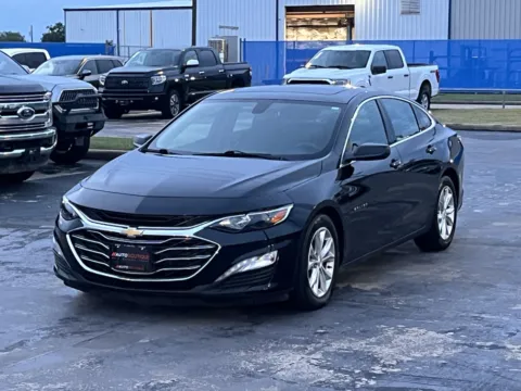 Photos of 2020 Chevrolet Malibu LT for sale in Alvin, TX at Auto Boutique Texas