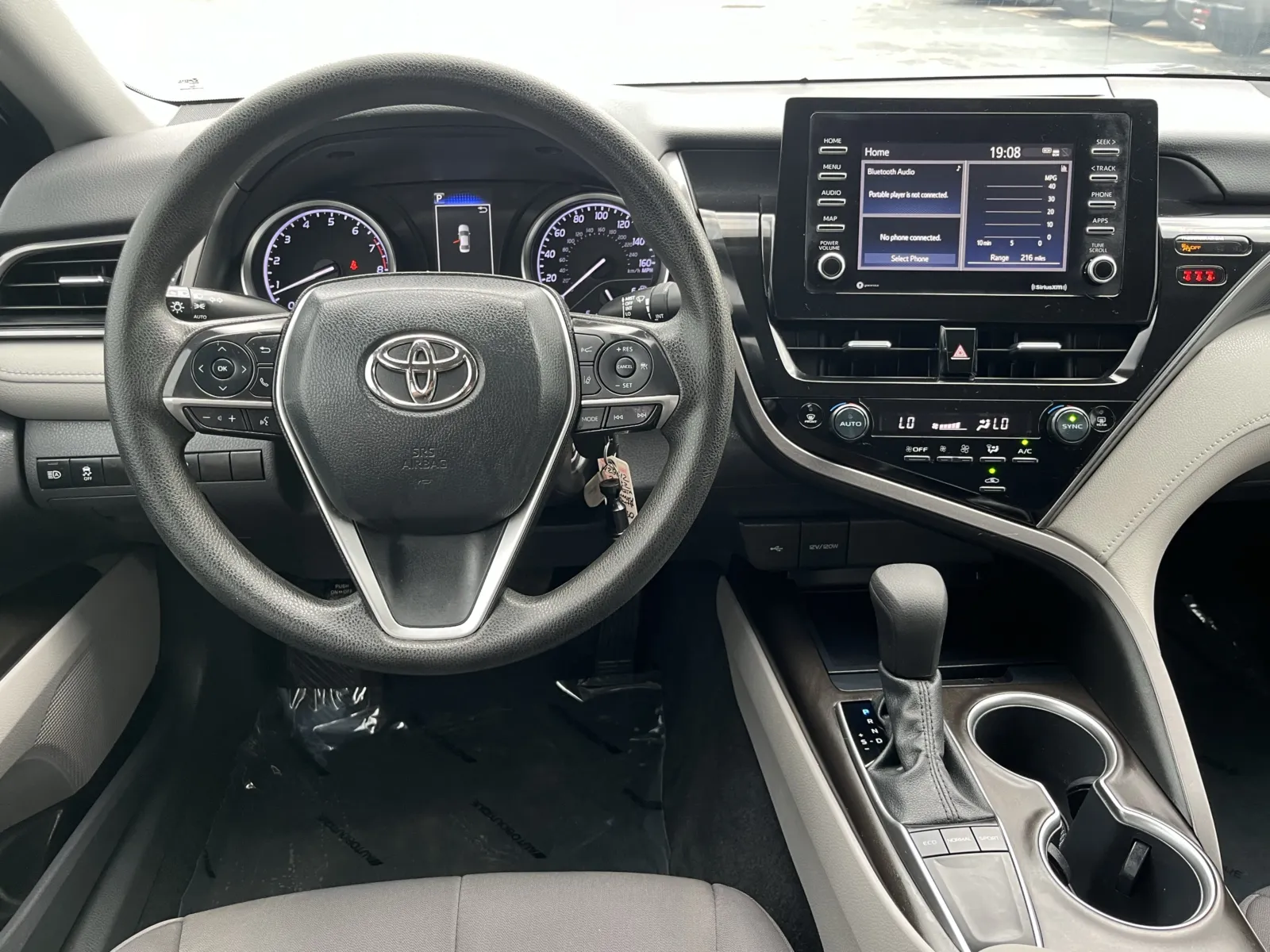 Toyota Camry photo 14