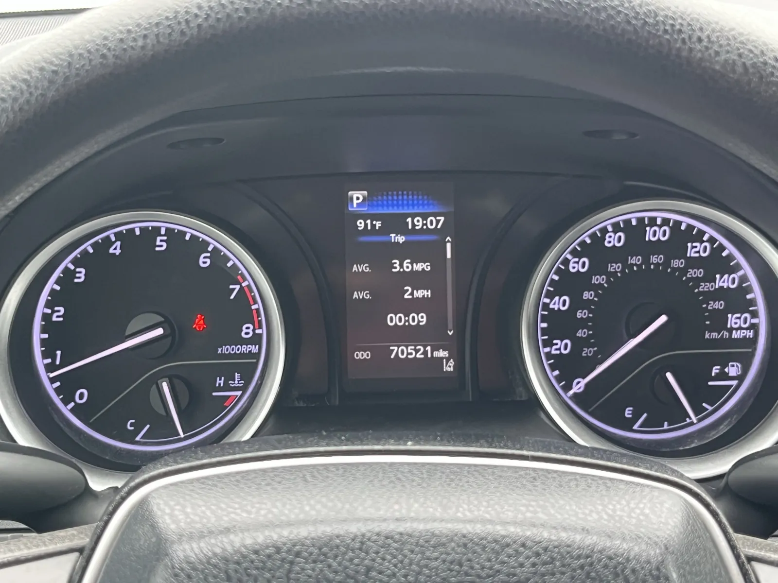 Toyota Camry photo 18