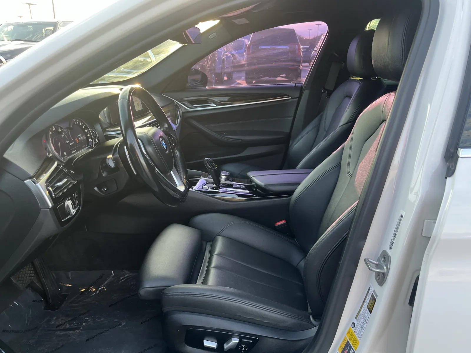 BMW 5 Series photo 25