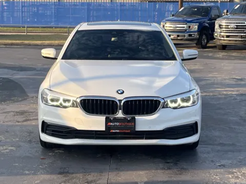 More photos of 2019 BMW 5 Series 530e iPerformance at Auto Boutique Texas, TX