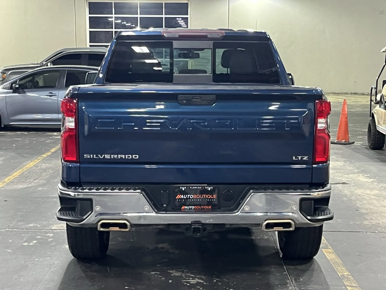 Chevrolet Silverado photo 7