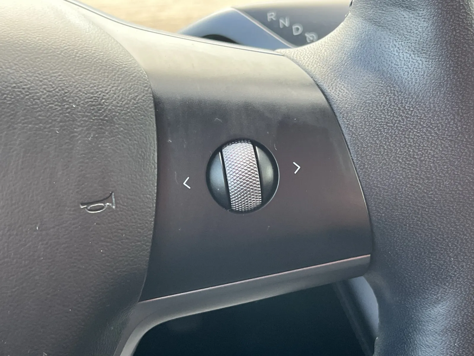 Tesla Model 3 photo 21