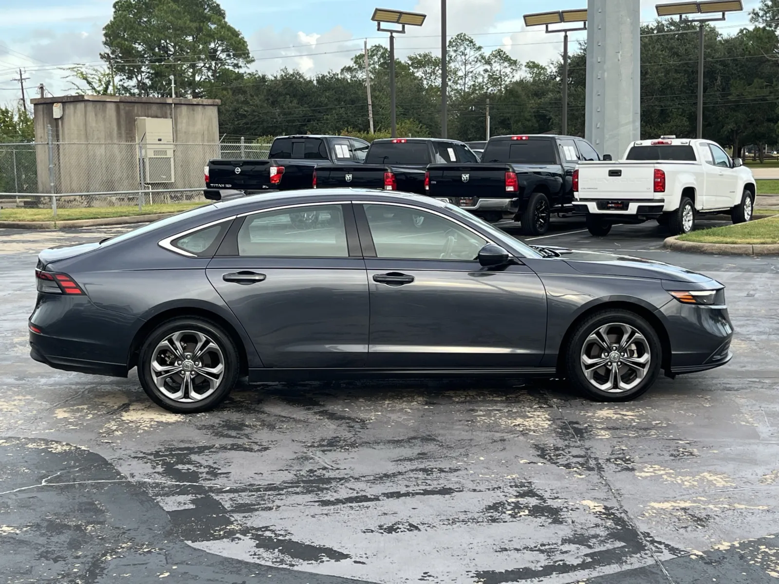 Honda Accord photo 11