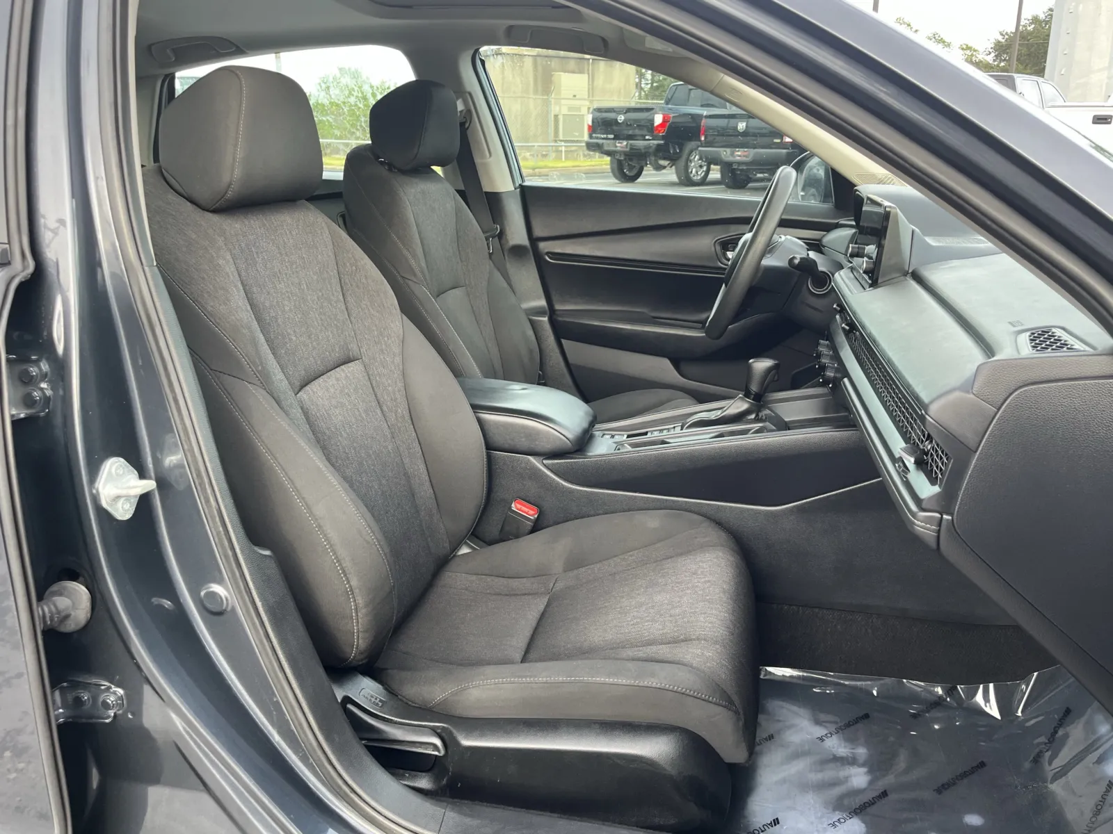 Honda Accord photo 28