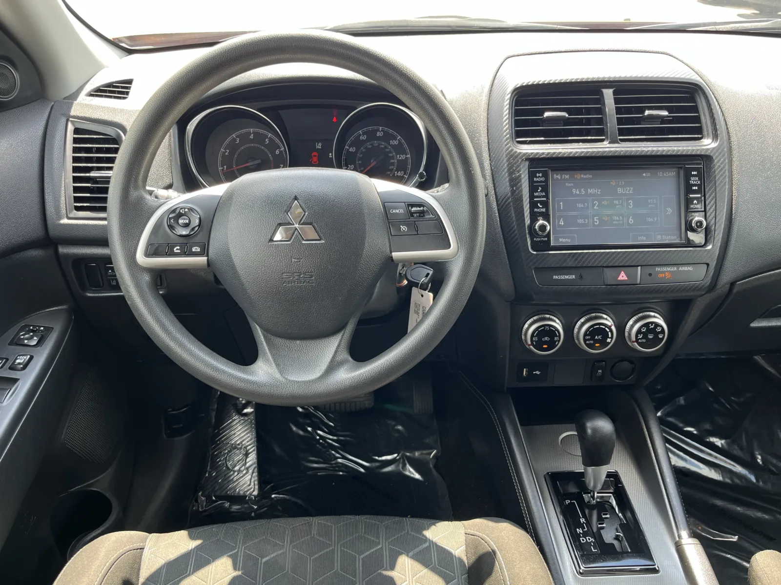 Mitsubishi Outlander Sport photo 16