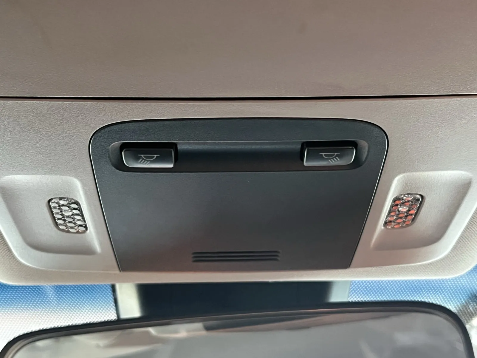 Toyota Camry photo 20