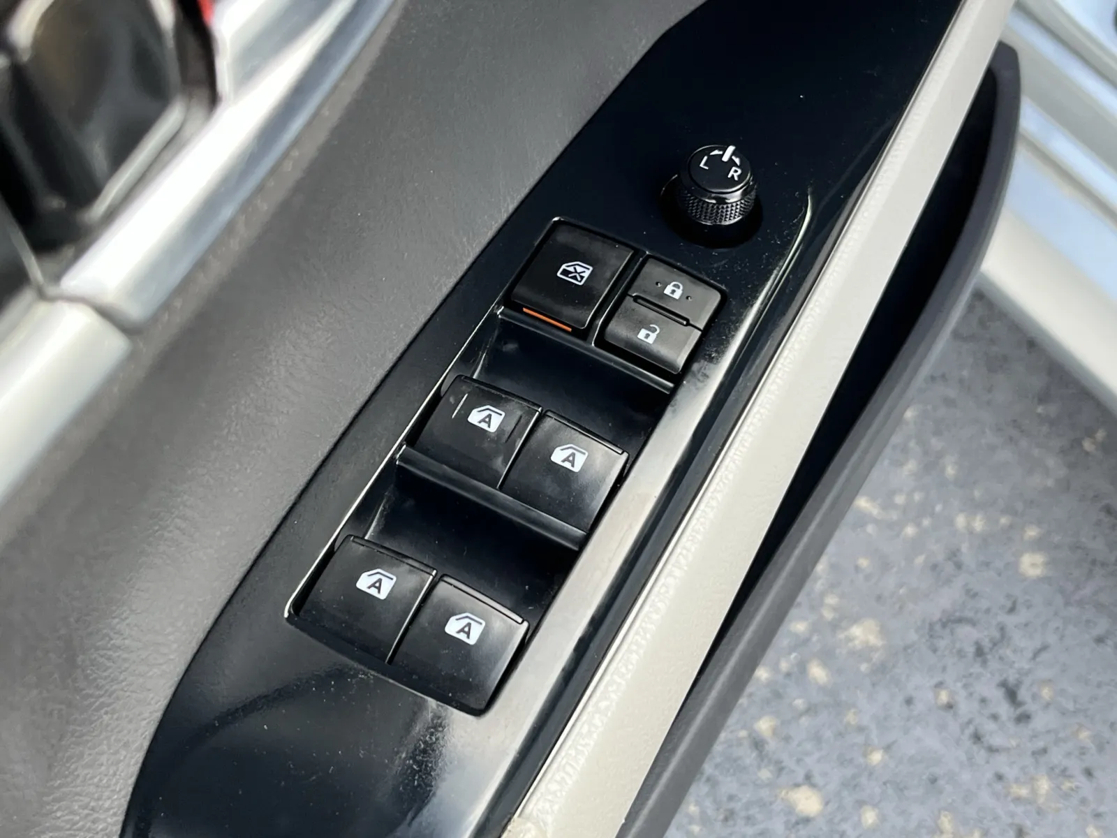 Toyota Camry photo 22