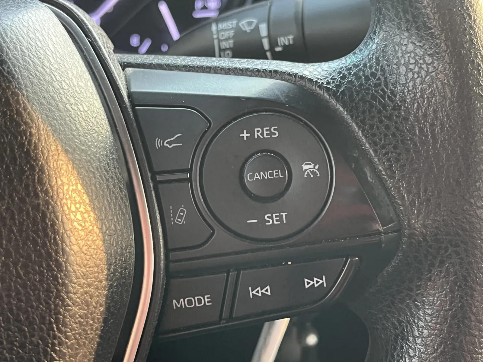 Toyota Camry photo 17