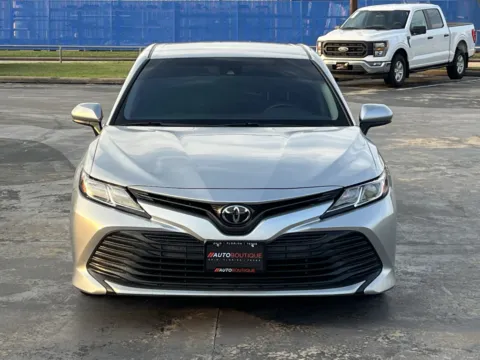 More photos of 2018 Toyota Camry LE at Auto Boutique Texas, TX
