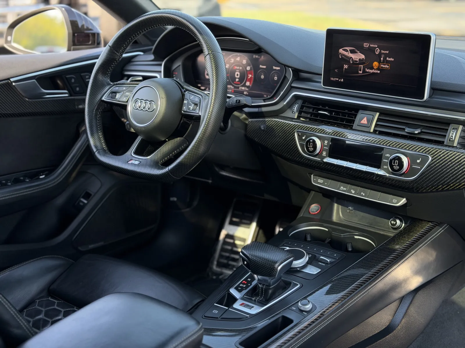 Audi RS 5 photo 27